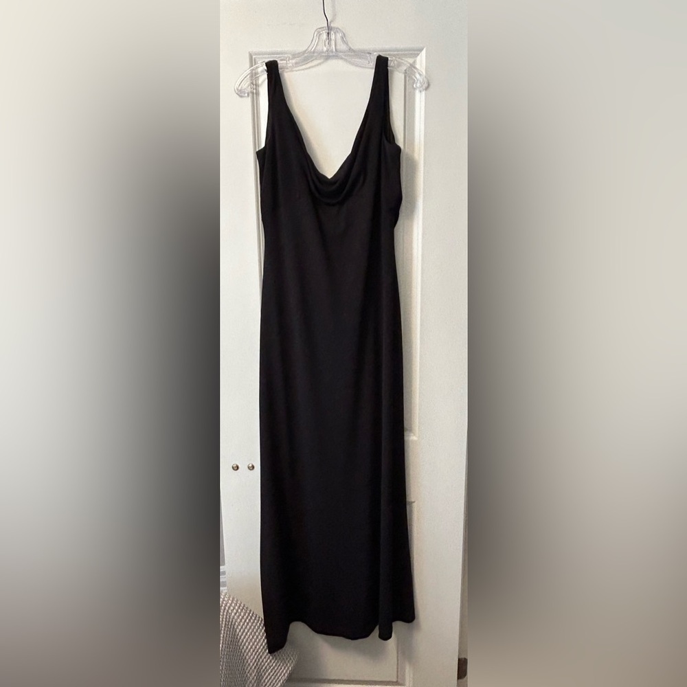 Beautiful black dress worn once.